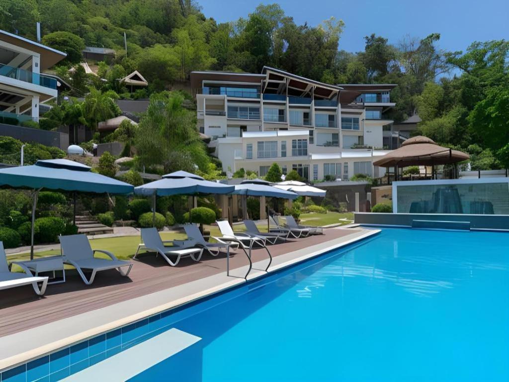 Anilao Awari Bay Resort Batangas Екстериор снимка